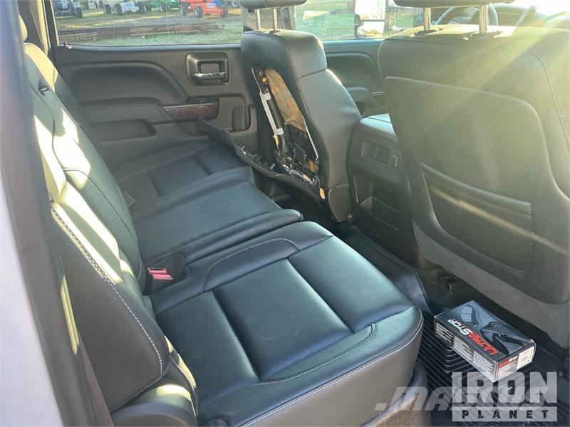 GMC Sierra 3500HD أخرى