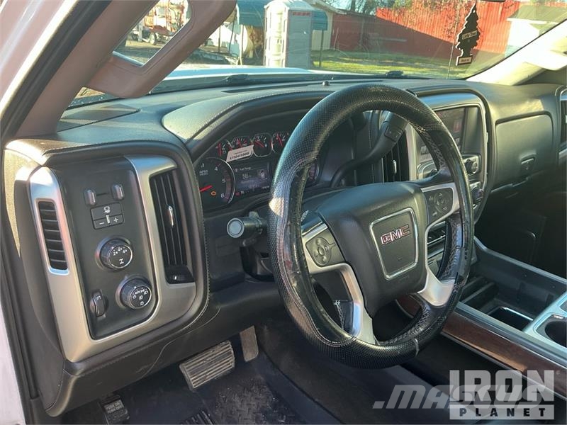 GMC Sierra 3500HD أخرى