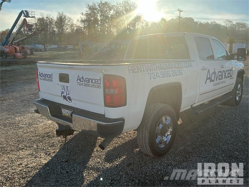 GMC Sierra 3500HD أخرى