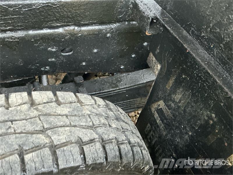 GMC Sierra 3500HD 4x4 Dump Truck Camion ribaltabili