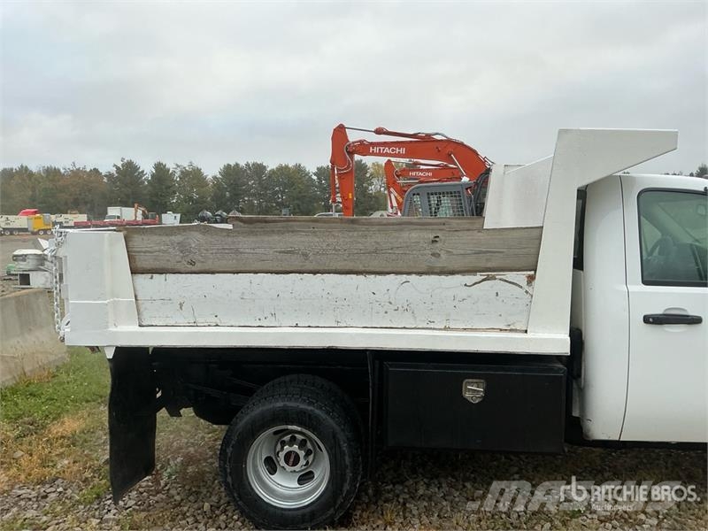 GMC Sierra 3500HD 4x4 Dump Truck Camion ribaltabili