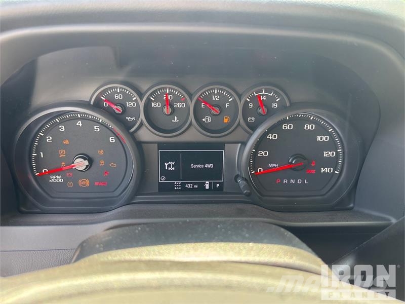 GMC Sierra 3500HD 4x4 Utility Truck Prekucniki