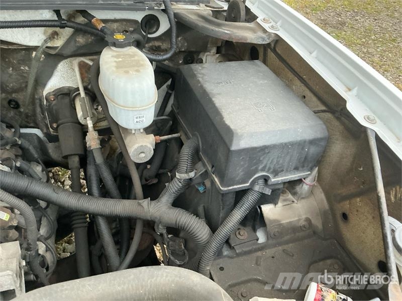 GMC Sierra 3500HD 4x4 Dump Truck Camion ribaltabili