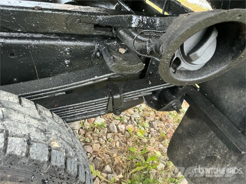 GMC Sierra 3500HD 4x4 Dump Truck Camion ribaltabili
