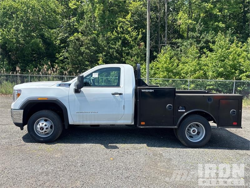 GMC Sierra 3500HD 4x4 Utility Truck Prekucniki