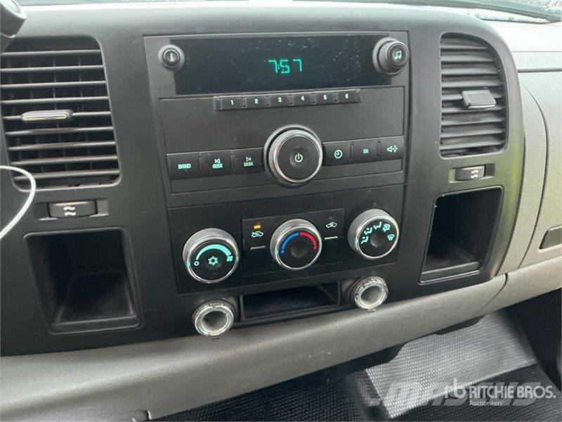 GMC Sierra 3500HD 4x4 Dump Truck Camion ribaltabili