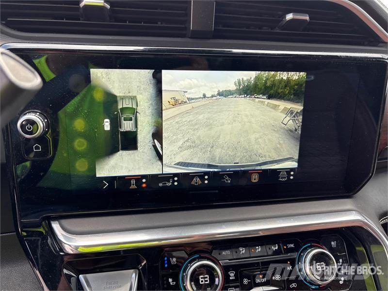 GMC Sierra 3500HD Denali 4x4 Crew Cab Pickup Övriga bilar