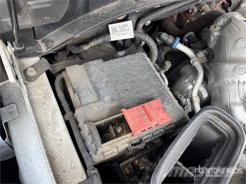 GMC Sierra 3500HD Denali 4x4 Crew Cab Pickup Övriga bilar