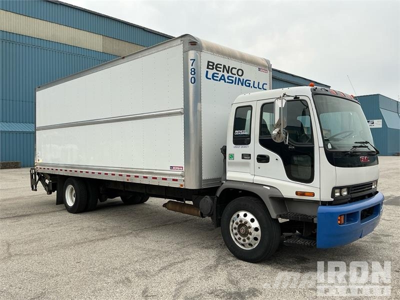 GMC T7500 شاحنات ذات هيكل صندوقي