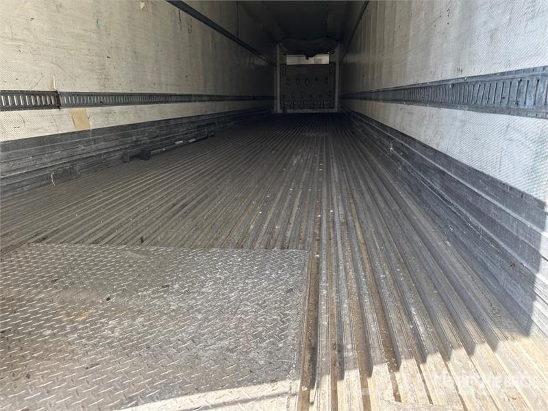 Great Dane 7011TZ-1ASLTW 53 ft x 102 in T/A Refrigerated Trai 冷凍冷蔵トレーラー