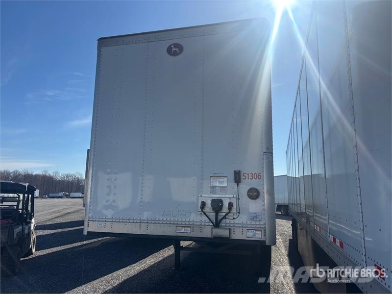 Great Dane CCC-3314-21053 53 ft x 102 in T/A Van Trailer Причепи-фургони
