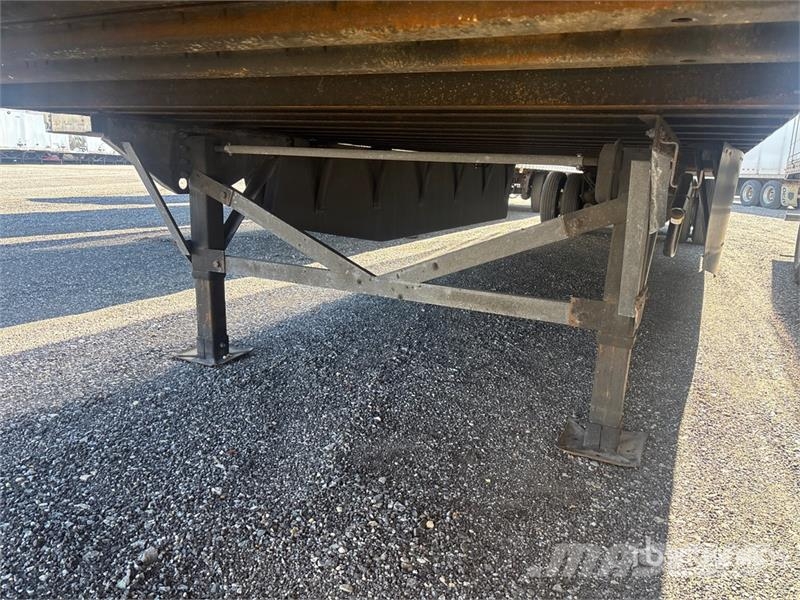 Great Dane CCC-3314-21053 53 ft x 102 in T/A Van Trailer Причепи-фургони