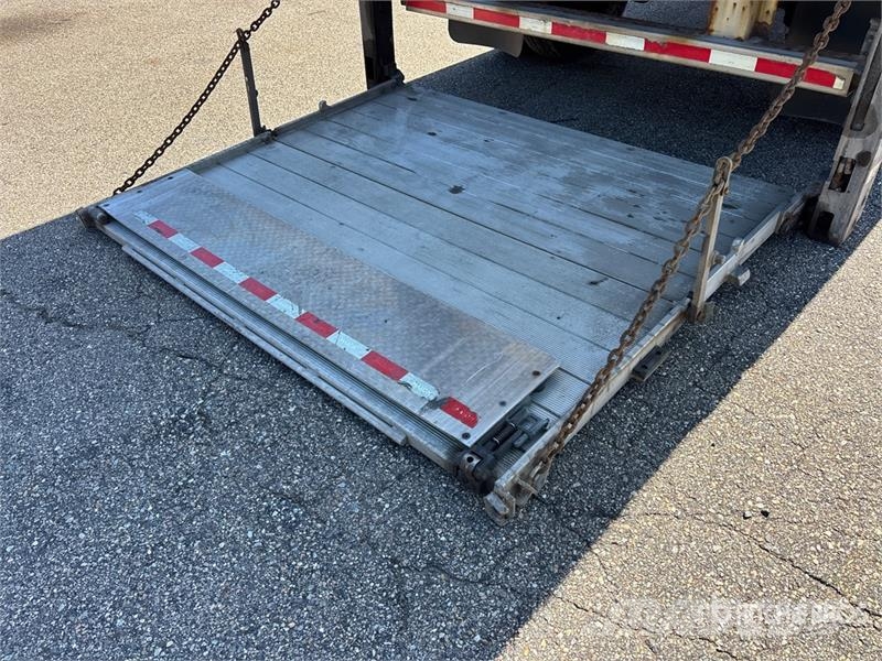 Great Dane ECL-1112-12028 28 ft x 102 in S/A Refrigerated Tra Frysetrailer Semi
