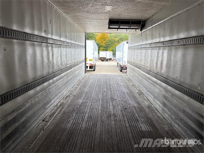 Great Dane ECM-1112-11132 32 ft x 102 in S/A Refrigerated Tra Temperature controlled semi-trailers