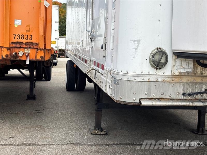 Great Dane ECM-1112-11132 32 ft x 102 in S/A Refrigerated Tra Temperature controlled semi-trailers