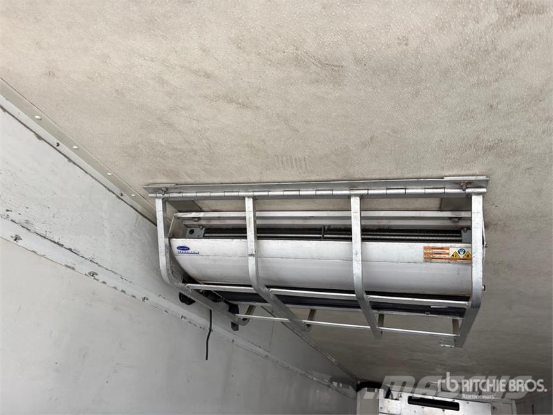 Great Dane ECM-1112-11132 32 ft x 102 in S/A Refrigerated Tra Temperature controlled semi-trailers