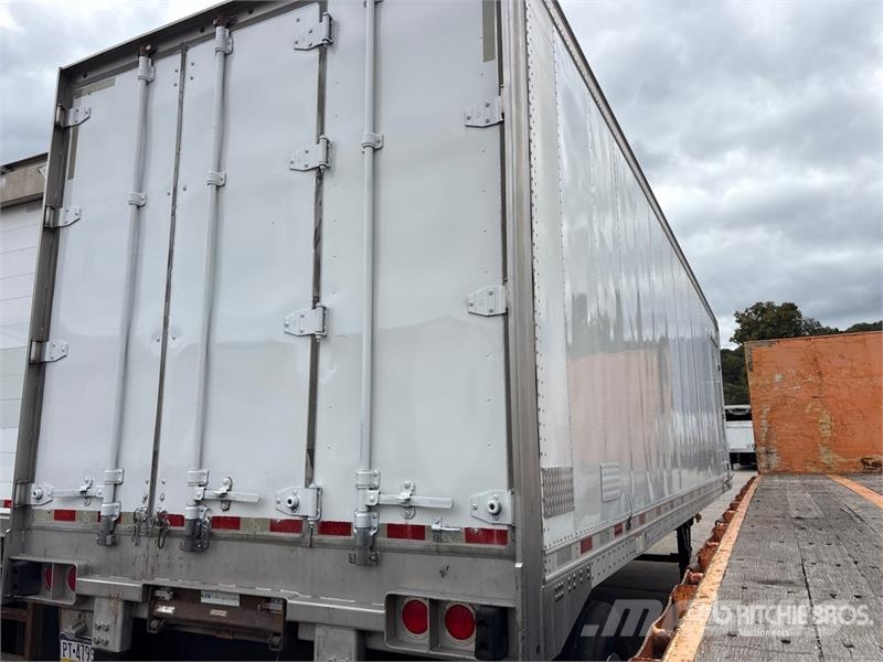 Great Dane ECM-1112-11132 32 ft x 102 in S/A Refrigerated Tra Temperature controlled semi-trailers