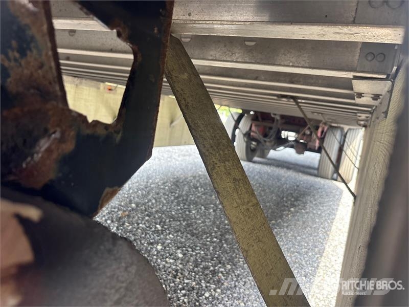 Great Dane Ess-1114-31053 53 ft x 102 in T/A Refrigerated Tra Frysetrailer Semi