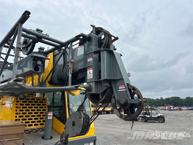 Grove TMS750B Roomikkraanad