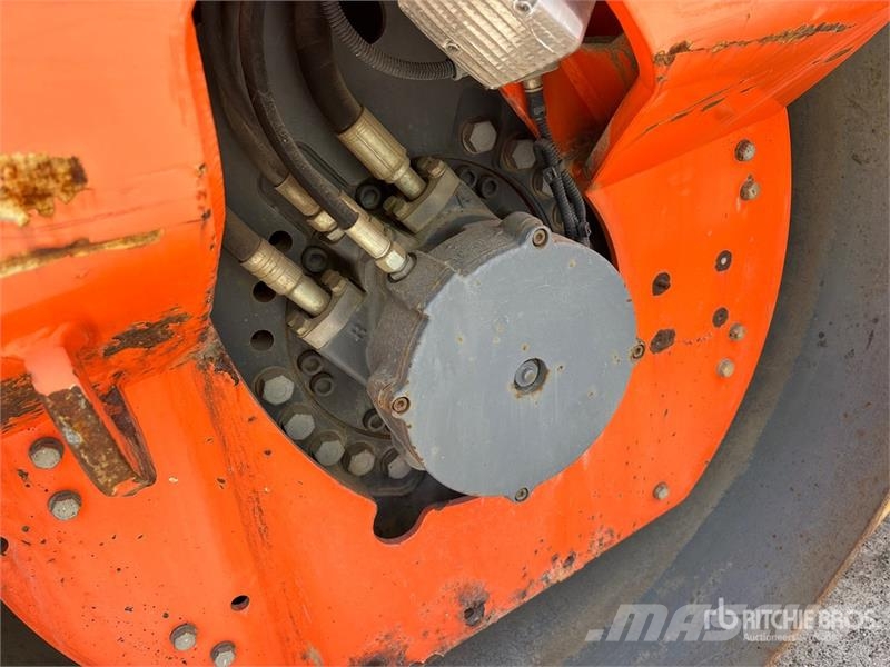 Hamm HD+ 110 VV Double Drum Roller Rolos compactadores de tambor duplo