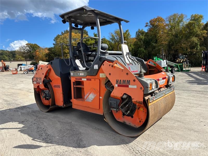 Hamm HD+ 110 VV Double Drum Roller Rolos compactadores de tambor duplo