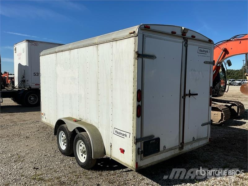 Haulmark 14 ft T/A Enclosed Trailer Причепи-фургони
