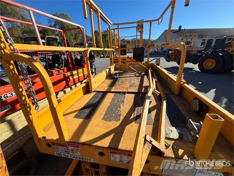Haulotte 3347E Electric Scissor Lift (Inoperable) Elevadores de tesoura