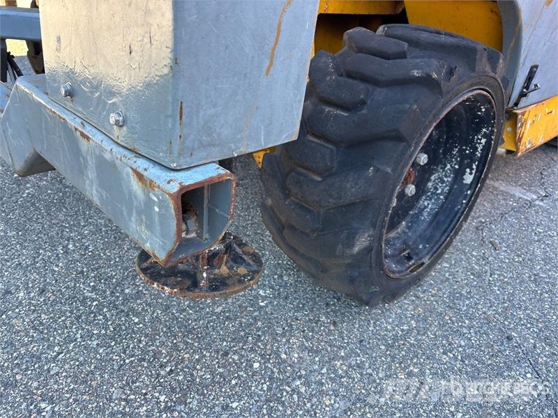 Haulotte 3368RT 4x4 Diesel Scissor Lift (Inoperable) 가위형 리프트