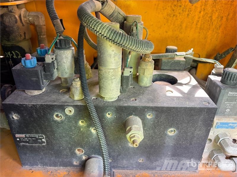 Haulotte 55XA 4WD Gasoline & Electric Powered Articulating Plataformas con brazo de elevación manual