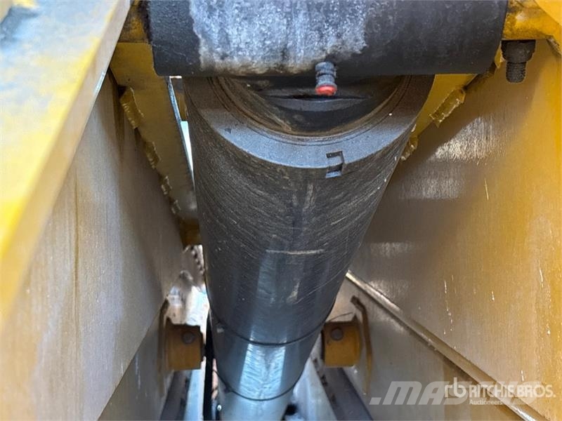 Haulotte HS5388RT 4x4 Diesel Scissor Lift (Inoperable) رافعات مقصية الشكل