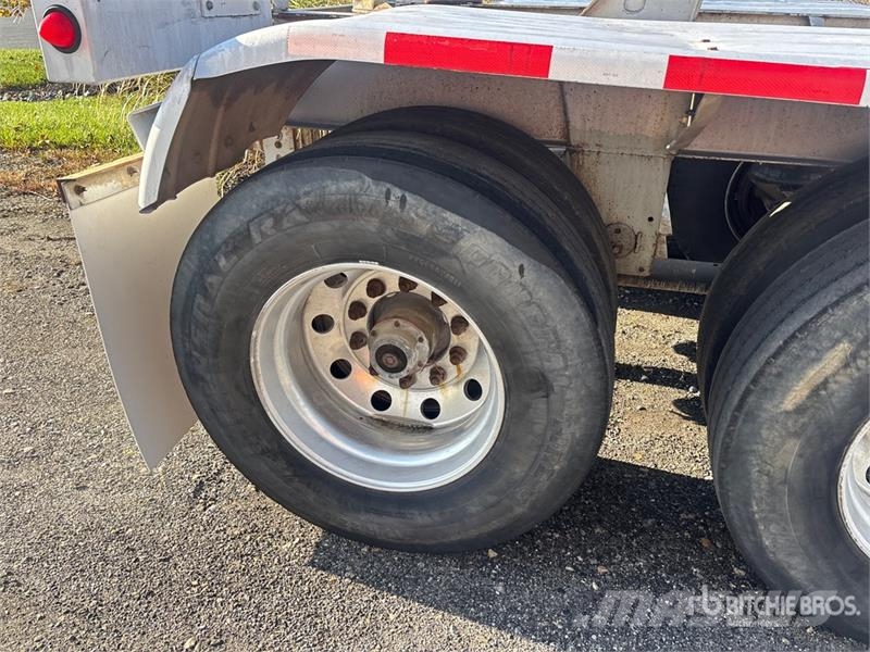 Heli 1000 cft T/A T/A Pneumatic Bulk Trailer その他トレーラー