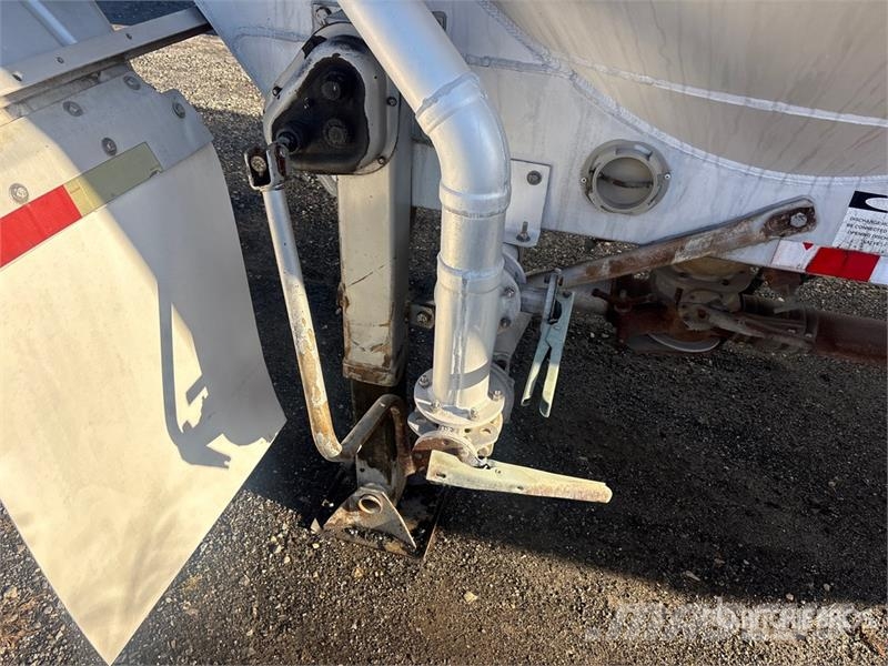 Heli 1000 cft T/A T/A Pneumatic Bulk Trailer その他トレーラー