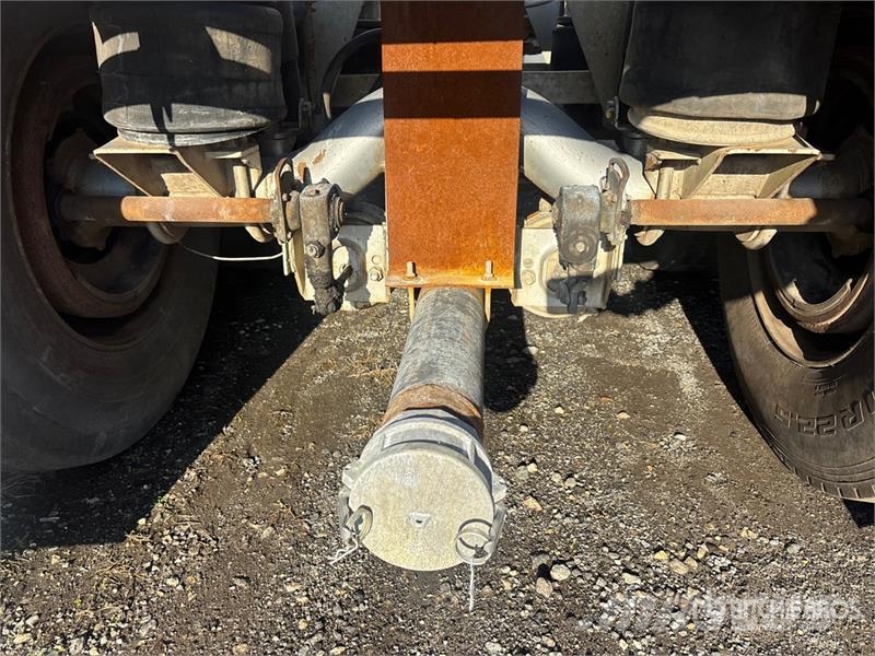 Heli 1000 cft T/A T/A Pneumatic Bulk Trailer その他トレーラー