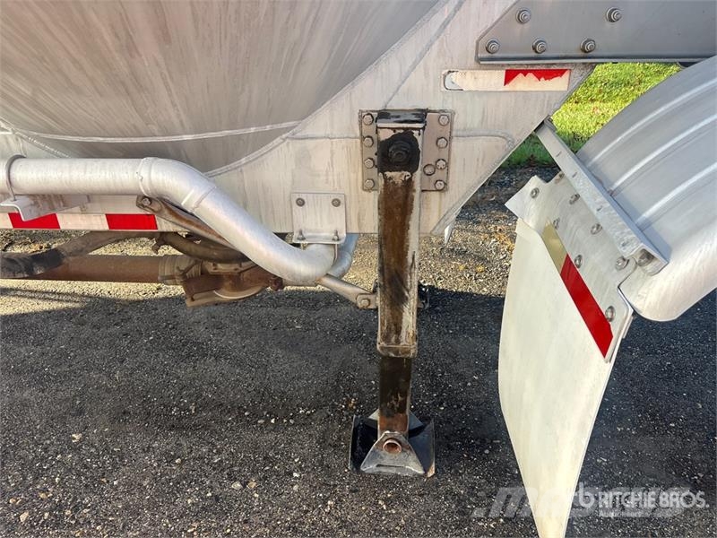 Heli 1000 cft T/A T/A Pneumatic Bulk Trailer その他トレーラー