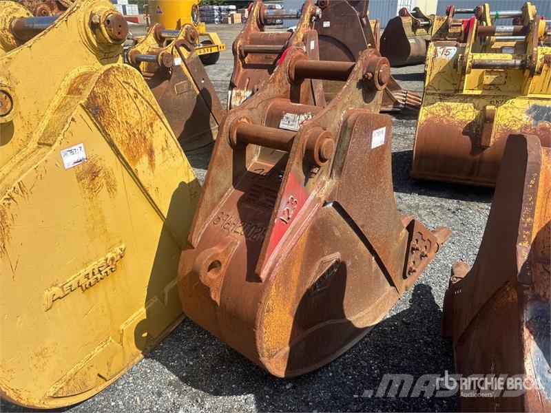 Hensly 24 in Digging Excavator Bucket - Fits Komat Łyżki do ładowarek