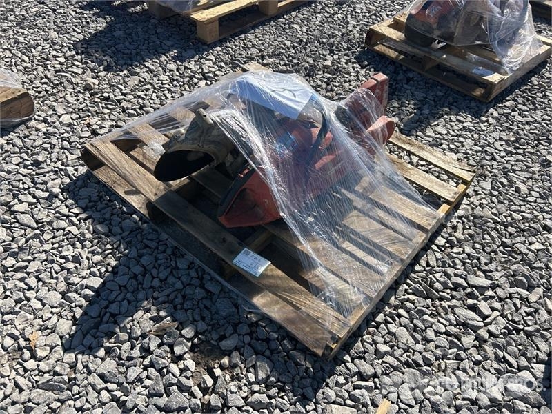 Hilti of (2) Hilti DSH700X14 & Husqvarna K970 Concrete S Outros Florestal