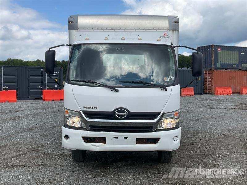 Hino 155 4x2 Van Truck Camiones caja cerrada