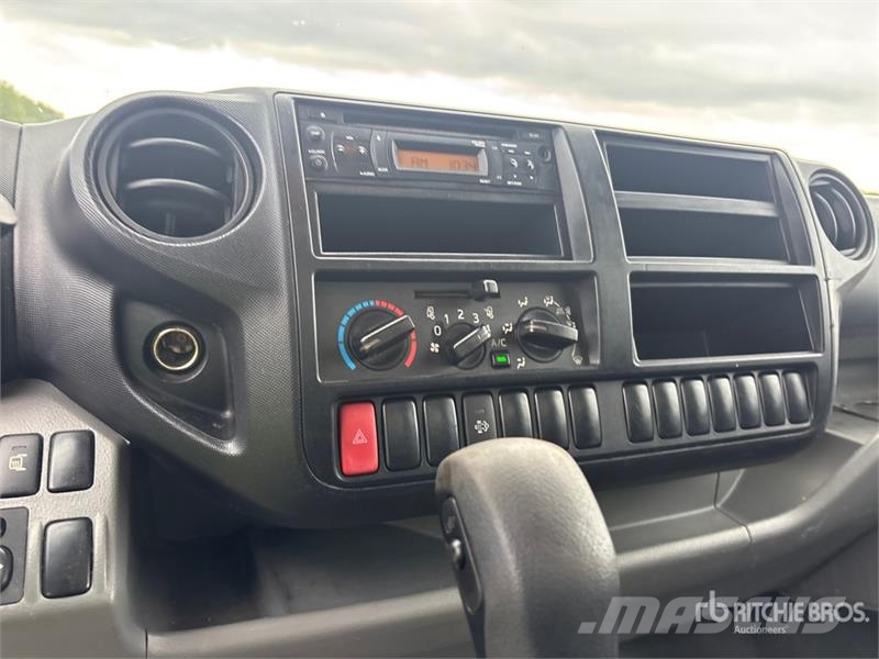 Hino 155 4x2 Van Truck 탑차 트럭