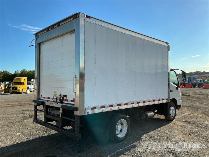 Hino 195 4x2 Refrigerated Truck Kylmä-/Lämpökori kuorma-autot