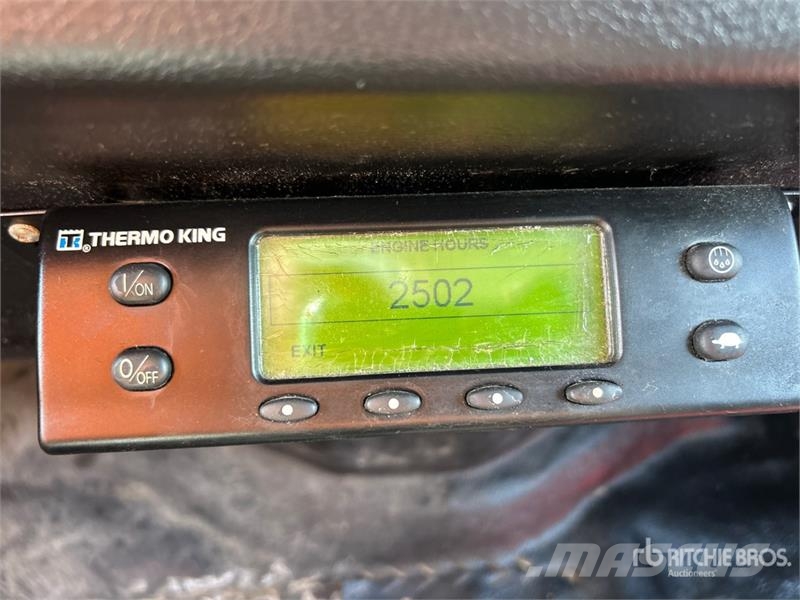 Hino 258LP Camiões caixa temperatura controlada
