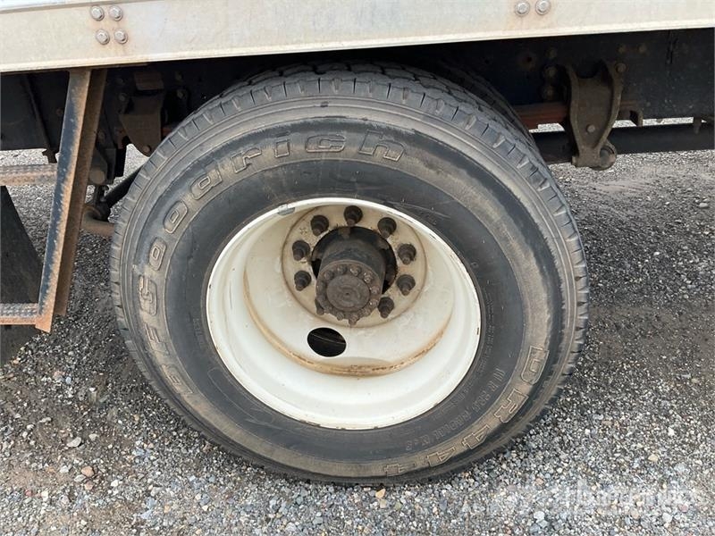 Hino 268 Dobozos teherautók
