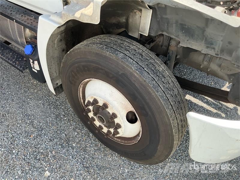 Hino 268 탑차 트럭