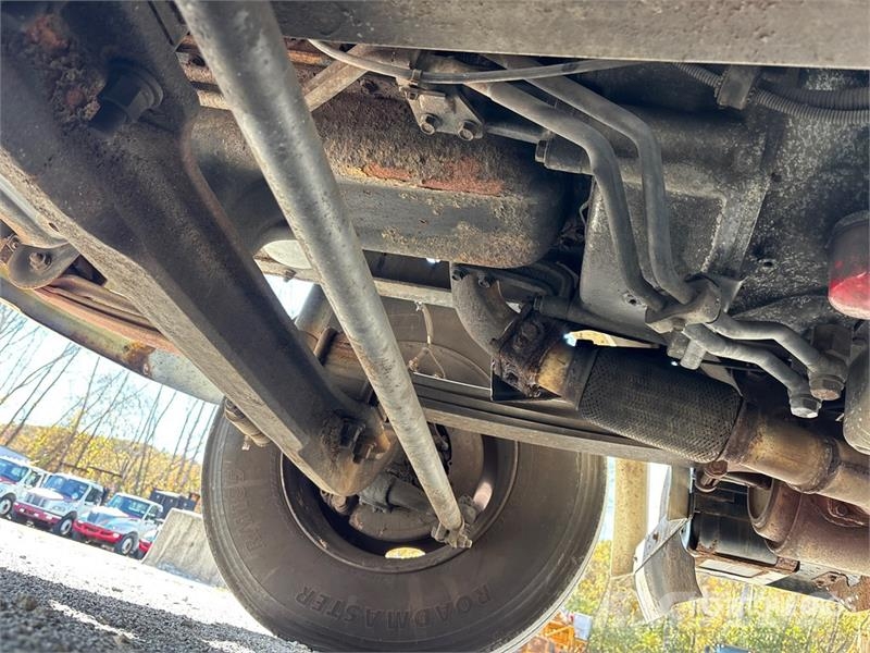 Hino 268 Bakwagens met gesloten opbouw