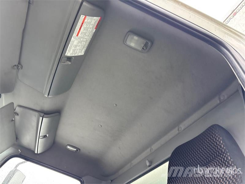 Hino 268 Fast kasse
