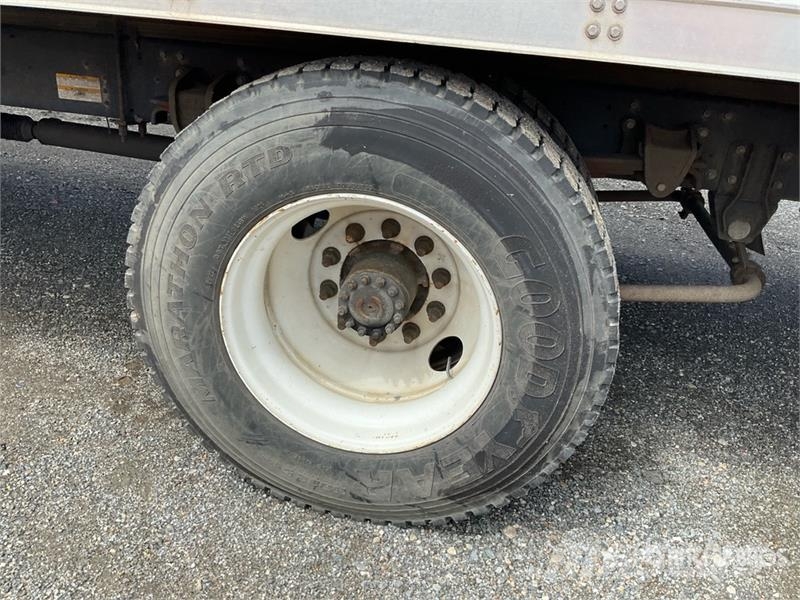 Hino 268 탑차 트럭