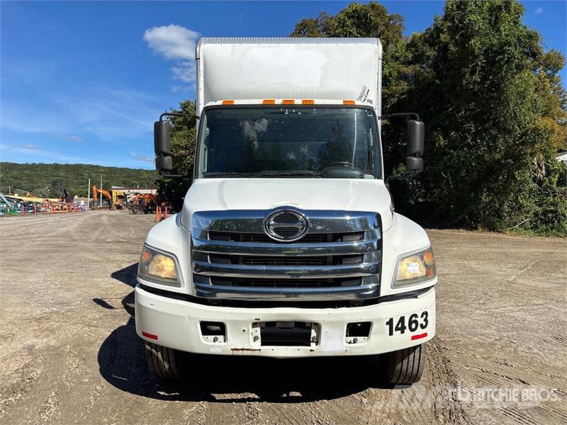 Hino 268 Umpikorikuorma-autot