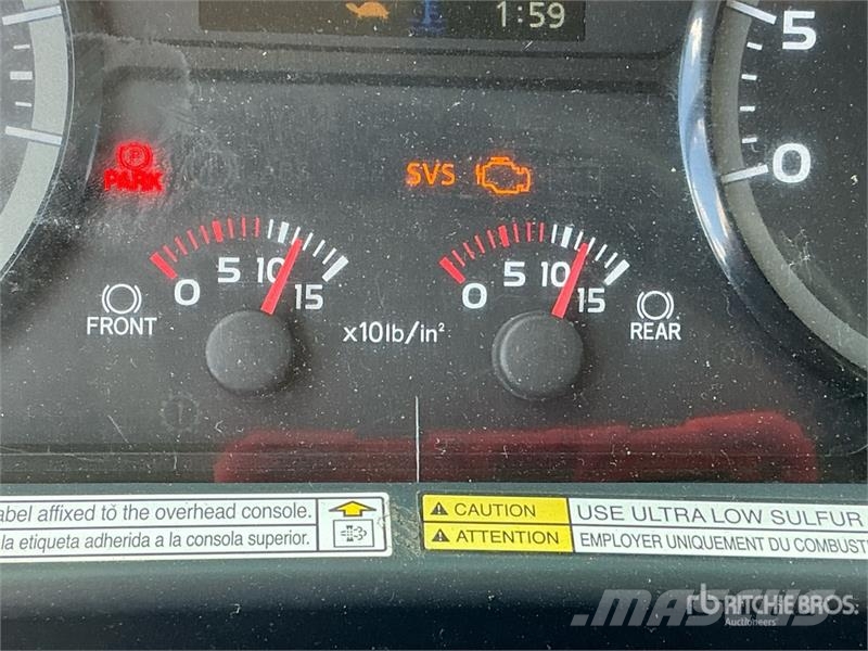 Hino 268 Camiones caja cerrada