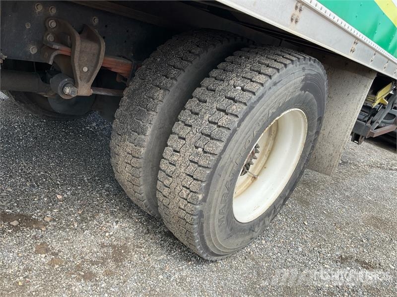 Hino 268 탑차 트럭