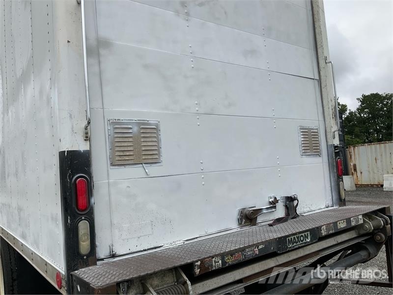 Hino 268 탑차 트럭