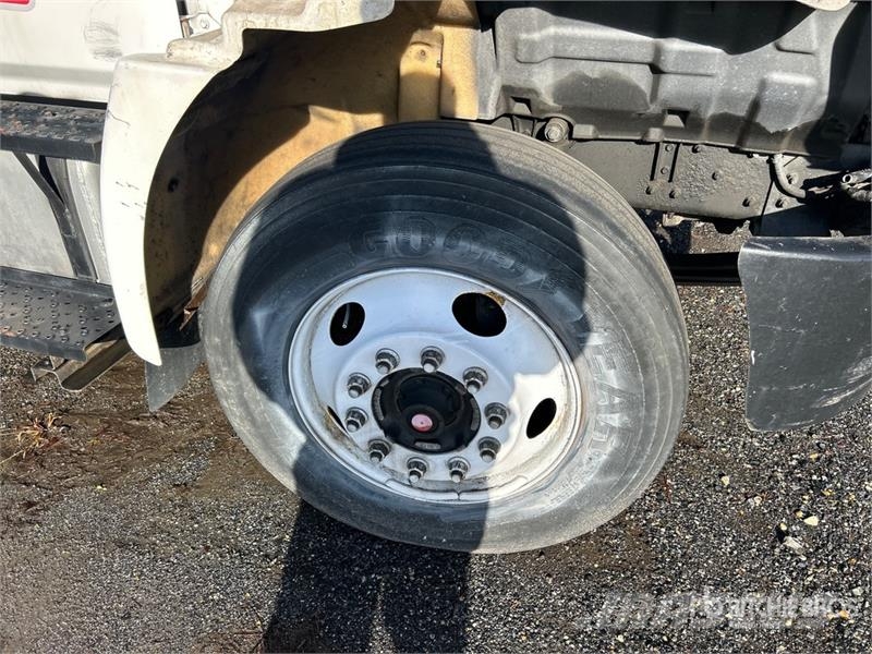 Hino 268 Box body trucks